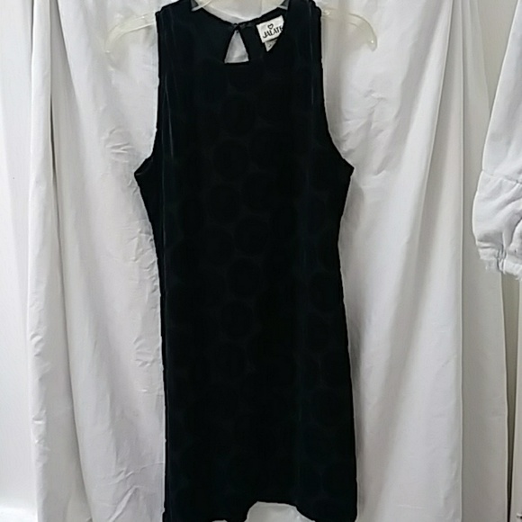 Little Black Dress - Picture 2 of 8